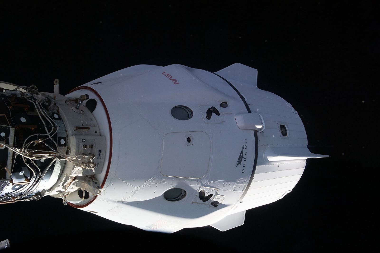 Archivfoto: Die SpaceX-Kapsel Dragon Freedom angedockt an der Internationalen Raumstation