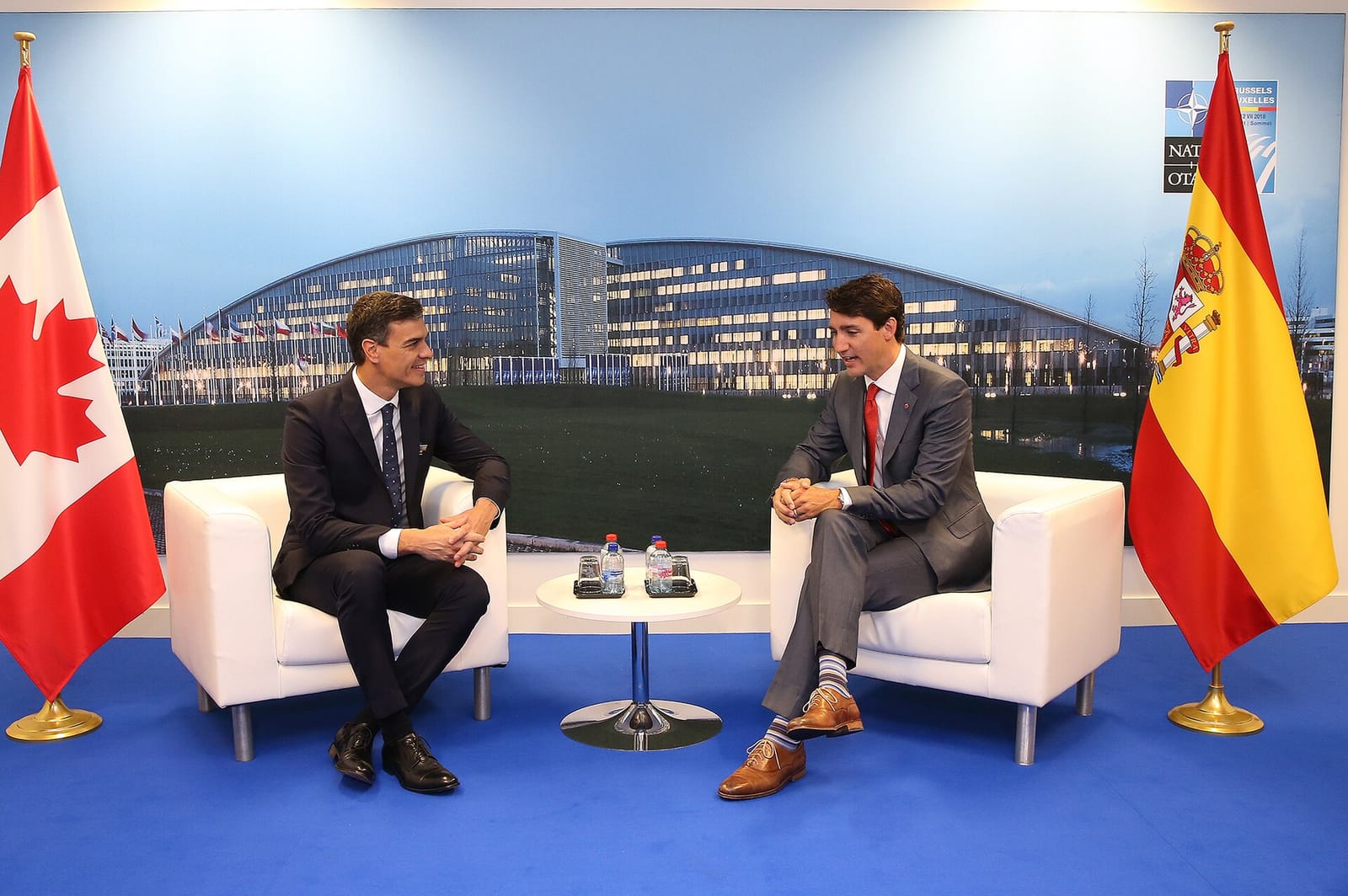 Foto de archivo: Pedro Sánchez con el canadiense Justin Trudeau en Bruselas, 2018.