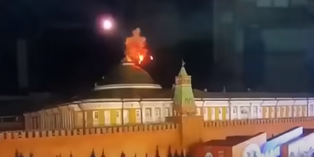 Photo d'archives : un drone explose au-dessus du Kremlin lors de l'attaque de mai 2023