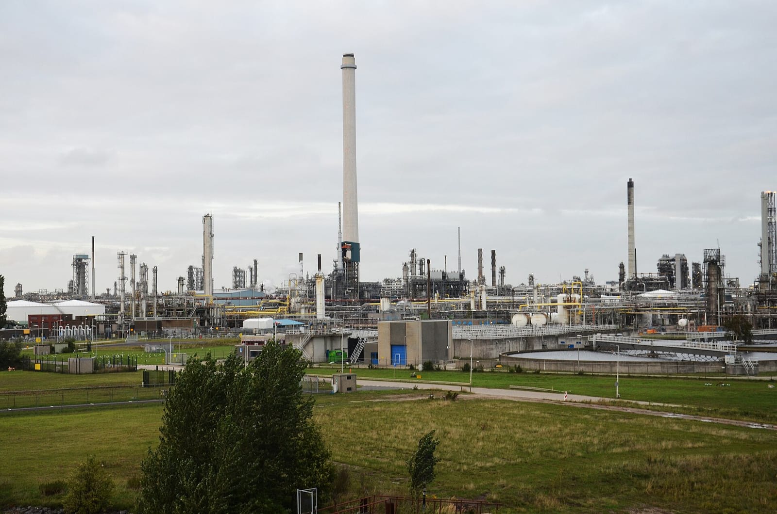 File photo: Shell's Pernis oil refinery near Rotterdam, Netherlands, in 2019