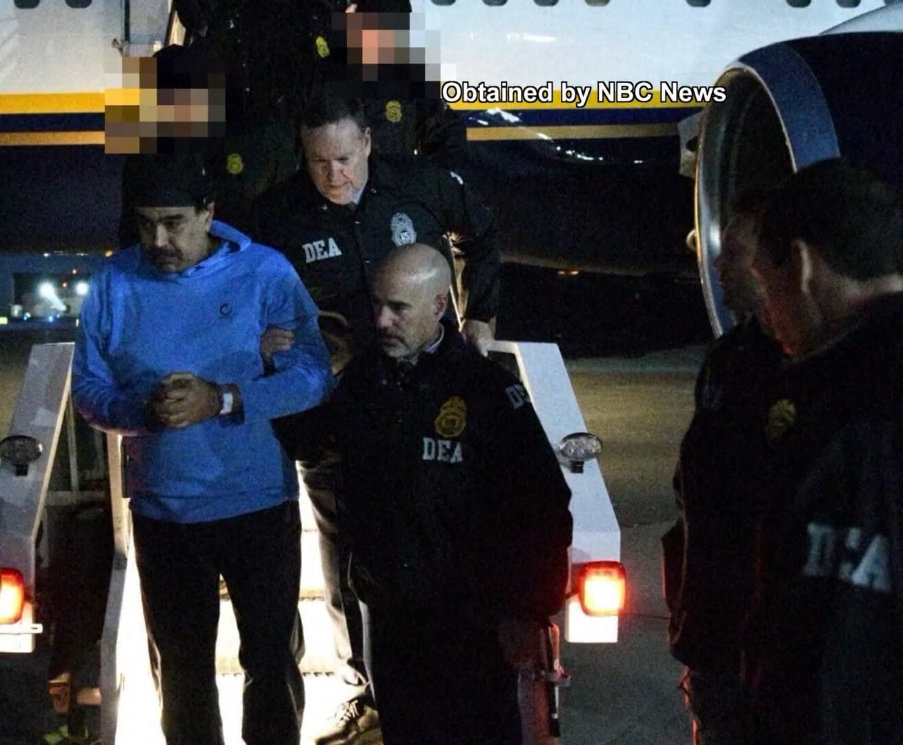 Photo d'archives : Nicolás Maduro escorté par des agents de la DEA