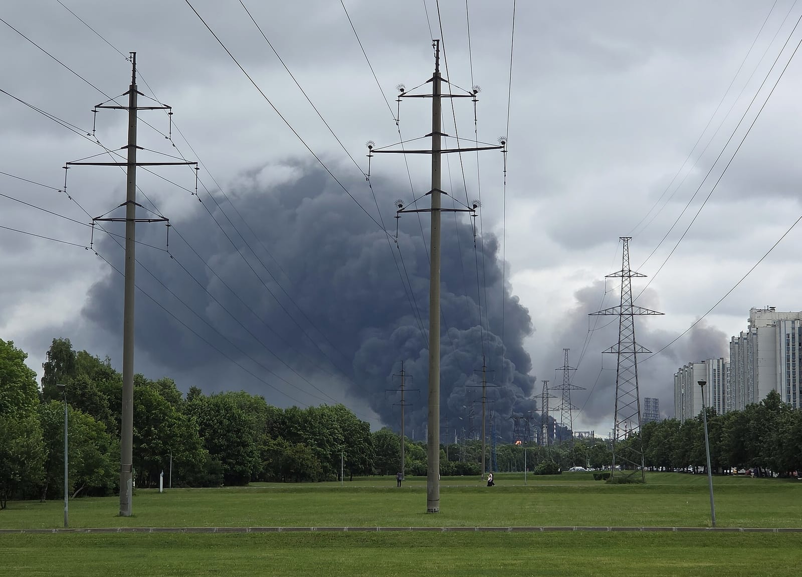 File photo: Black smoke rises from Moscow Oil Refinery, June 2026