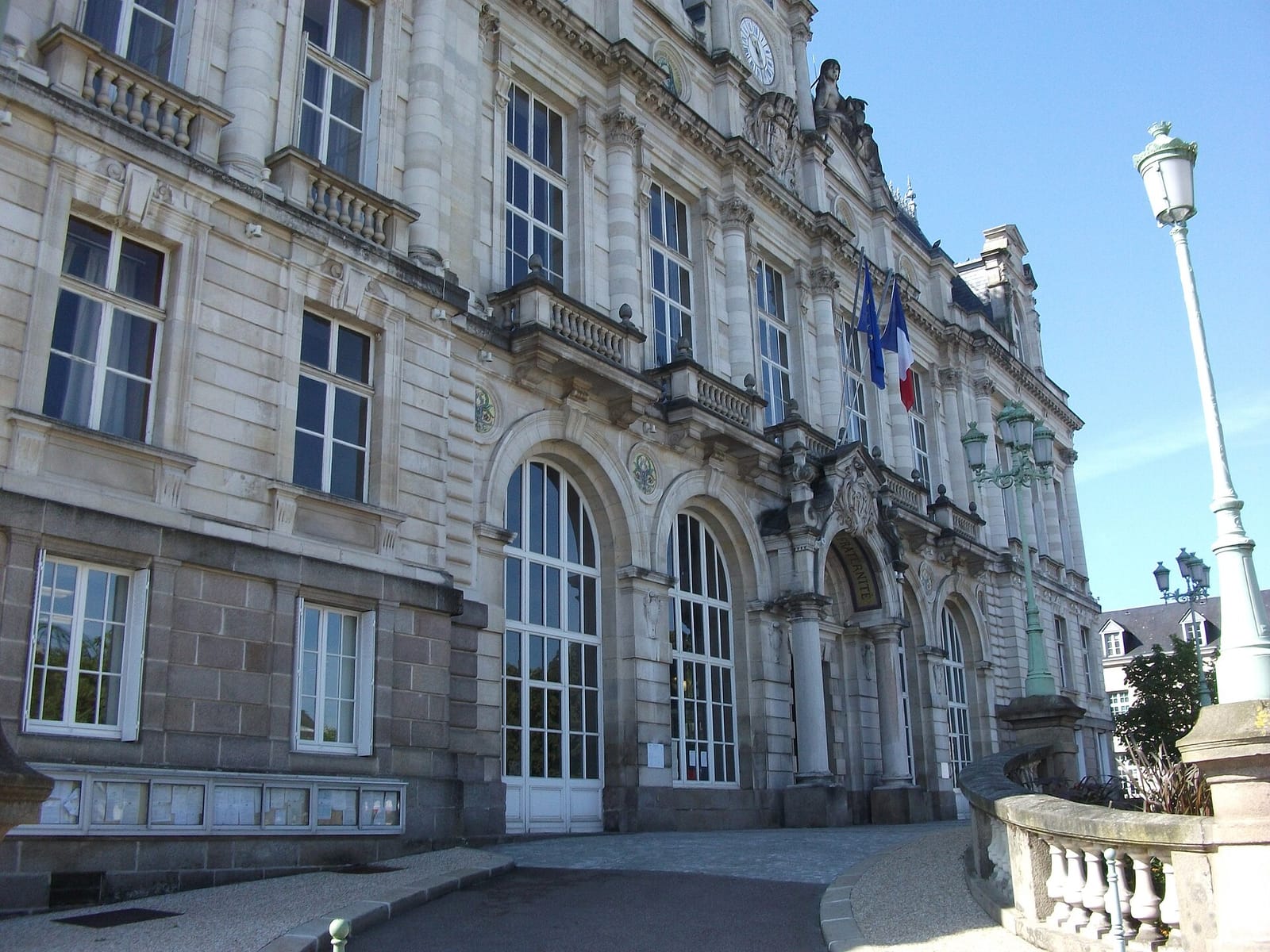 File photo: Limoges town hall before the fire
