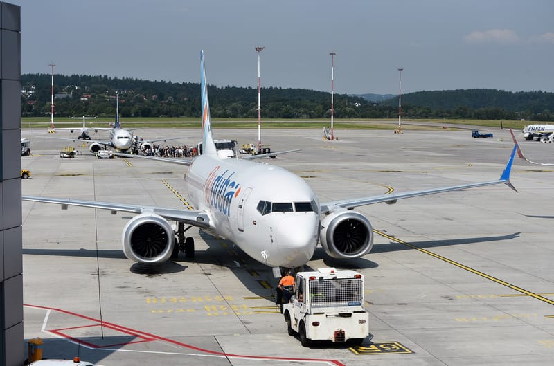 Flydubai-Flug nach Tel Aviv nach Notsignalen nach Saudi-Arabien umgeleitet; Israel lässt Kampfjets aufsteigen