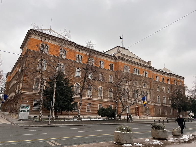 Bosnia votes in general election; AP reports delays with new digital voting system