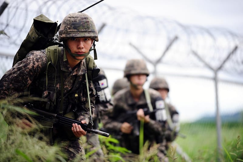 La Corée du Sud évoque de possibles changements à l'exemption militaire des athlètes après des critiques liées aux Jeux asiatiques