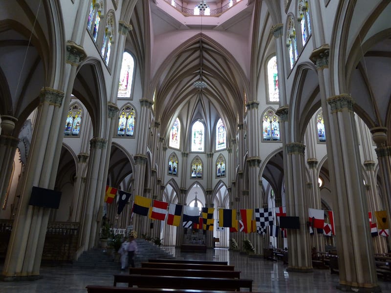 Priest dies after falling wooden crucifix strikes him during livestreamed Mass in Ecuador