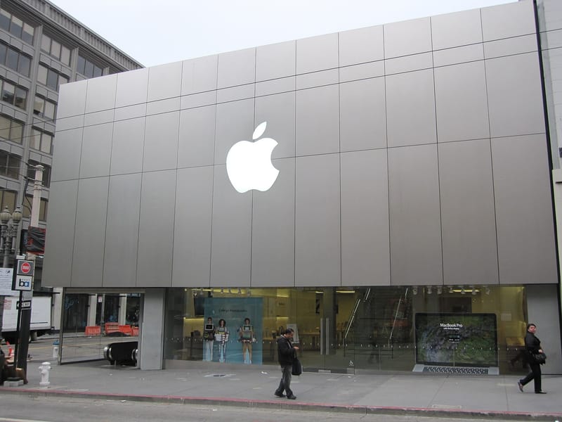 Apple confirms inner-display problem on small number of iPhone Duo foldables