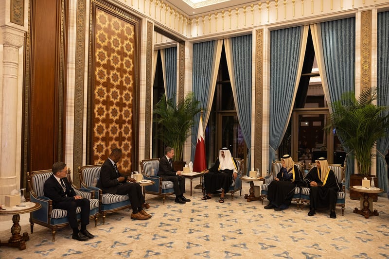 Katars Emir trifft Putin in Moskau; iranische Medien berichten von Gesprächen mit Peseschkian